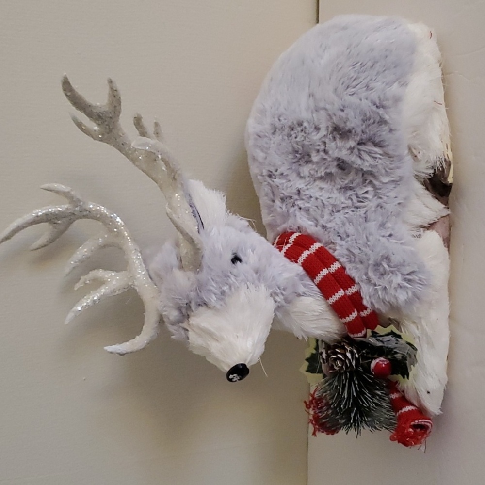 Vintage Winter Wonderland Fur Deer